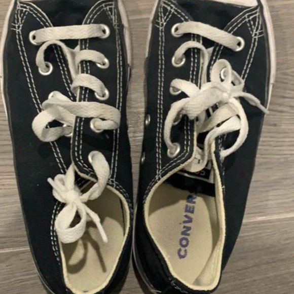 Converse - Picture 2 of 4